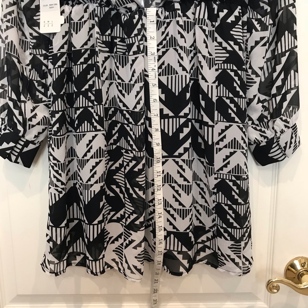 New w/Tags cute Blk n Wht Dress - Picture 3 of 3